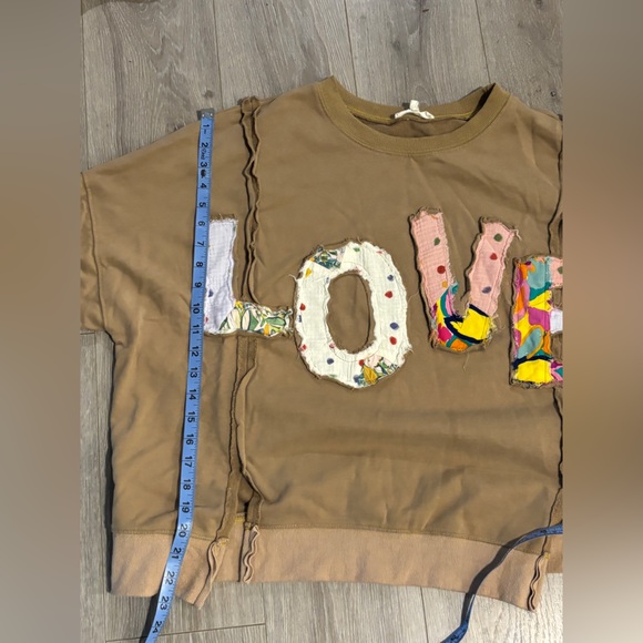 Easel Oversized Tan Love Patch Terry Sweatshirt . Size S - Picture 8 of 9
